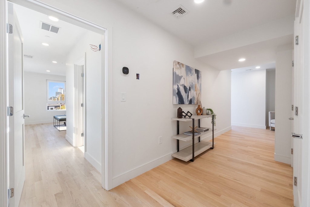 25 Everett Street, Unit 6 Boston, MA 02128 - Photo 19 of 27