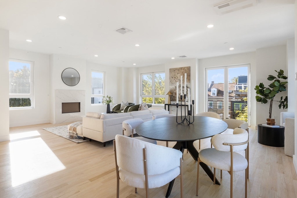 25 Everett Street, Unit 6 Boston, MA 02128 - Photo 2 of 27