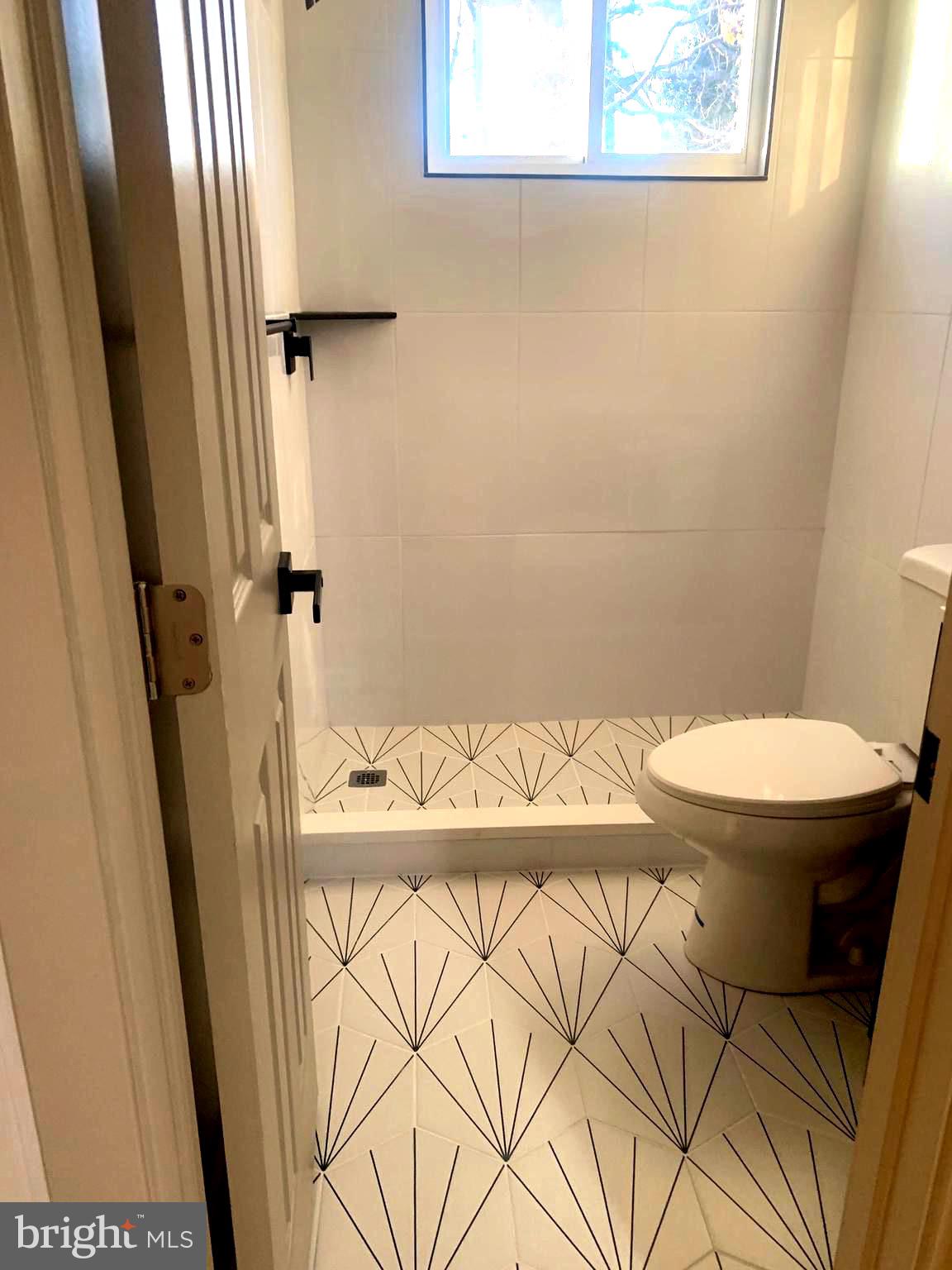 5717 Colon Terrace Temple Hills, MD 20748 - Photo 20 of 27