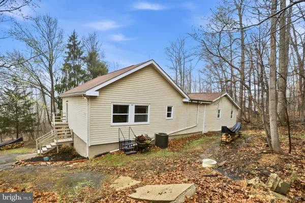 $379,900 | 842 Valley View Road, Harpers Ferry, WV 25425