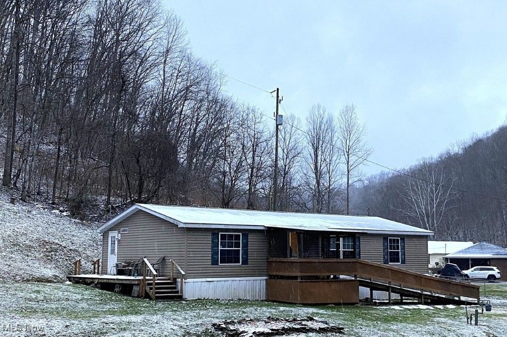 1238 Clio Road Clendenin, WV 25045 - Photo 1 of 21