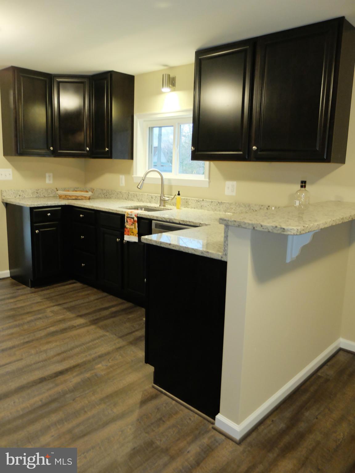 308 Cambridge Road Pasadena, MD 21122 - Photo 12 of 30 Kitchen