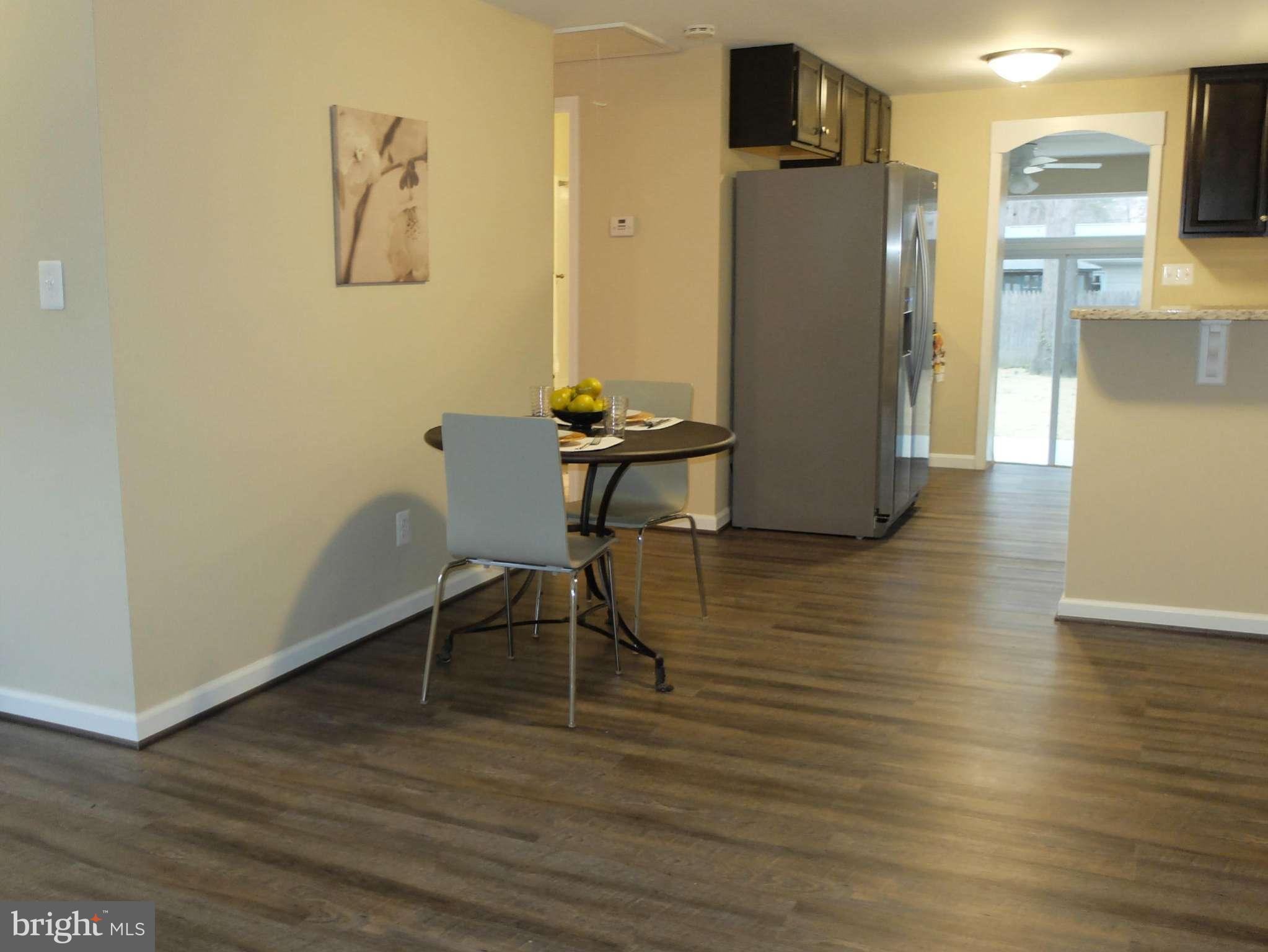 308 Cambridge Road Pasadena, MD 21122 - Photo 23 of 30 Dining Room