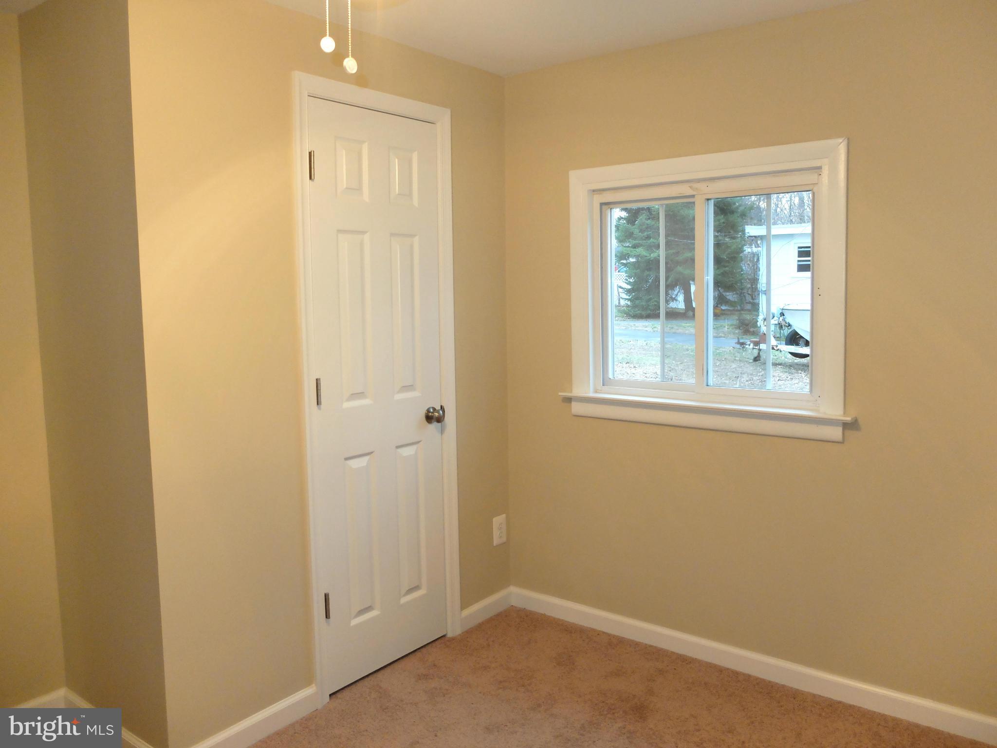 308 Cambridge Road Pasadena, MD 21122 - Photo 25 of 30 Bedroom