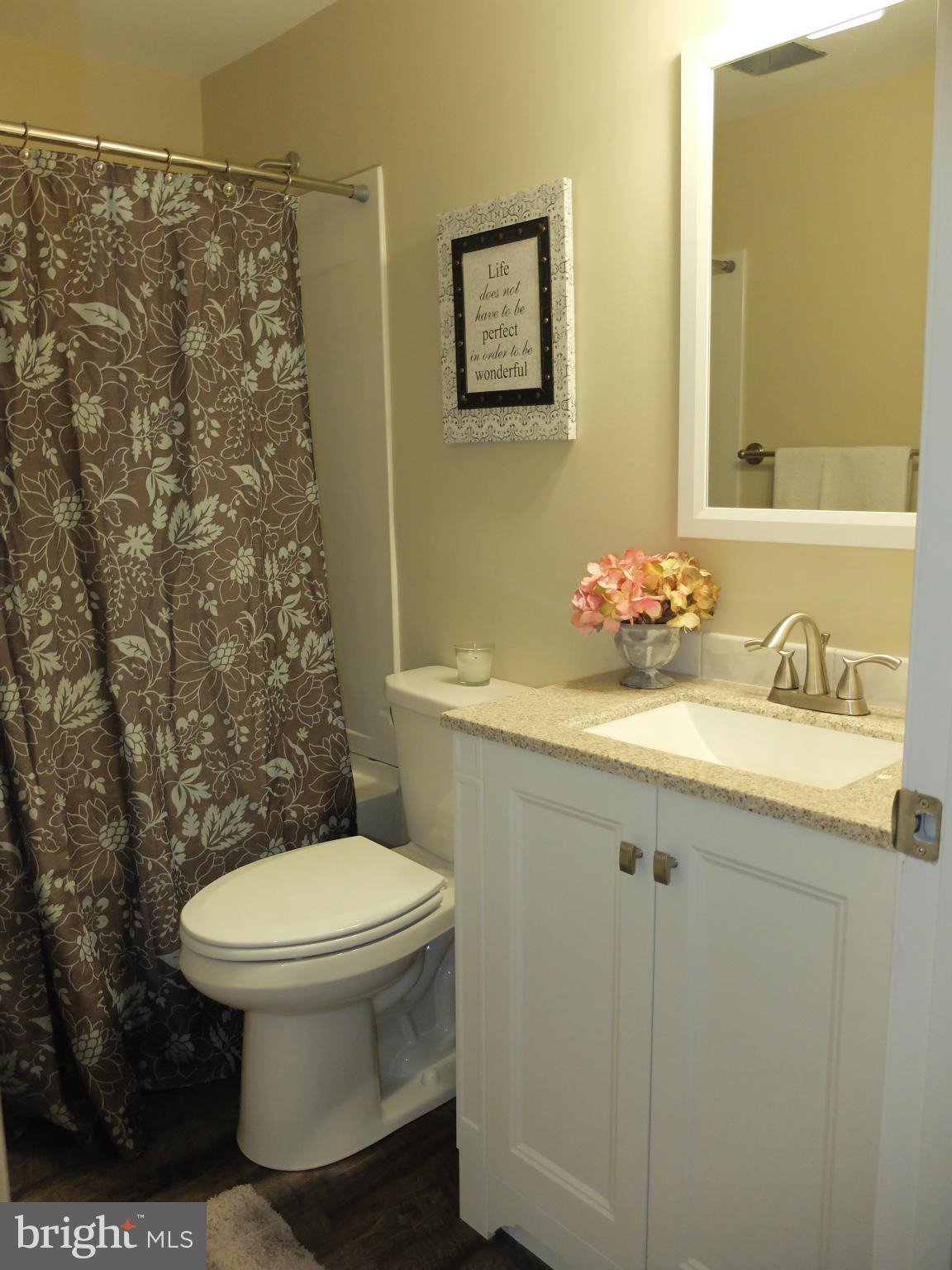 308 Cambridge Road Pasadena, MD 21122 - Photo 27 of 30 Bath
