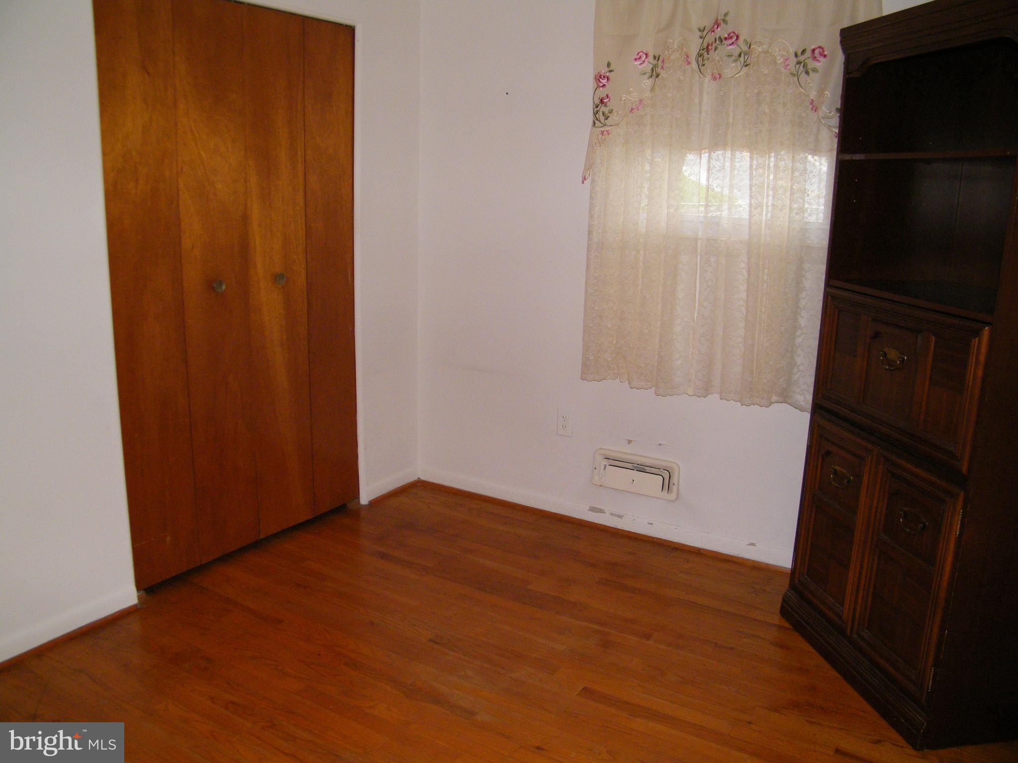 26 South Ritters Lane Owings Mills, MD 21117 - Photo 15 of 29 Bedroom 2