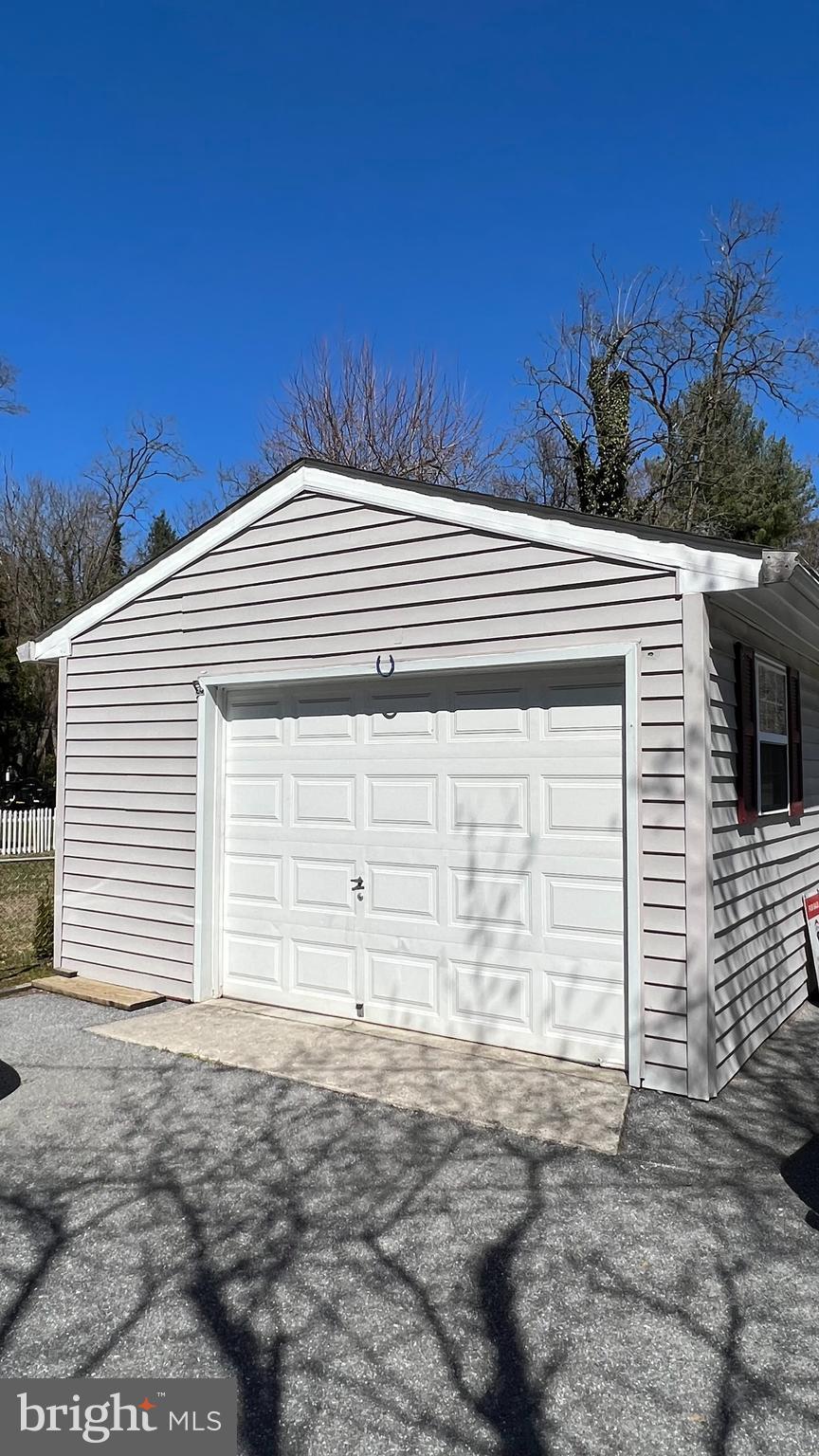 26 South Ritters Lane Owings Mills, MD 21117 - Photo 27 of 29 1 Car Detached Garage