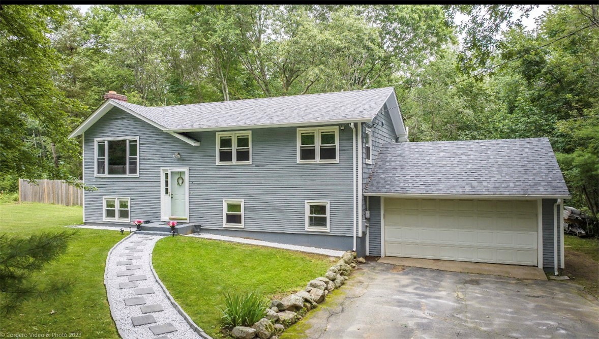 1007 Fish Hill Road Coventry, RI 02816 - Photo 2 of 27