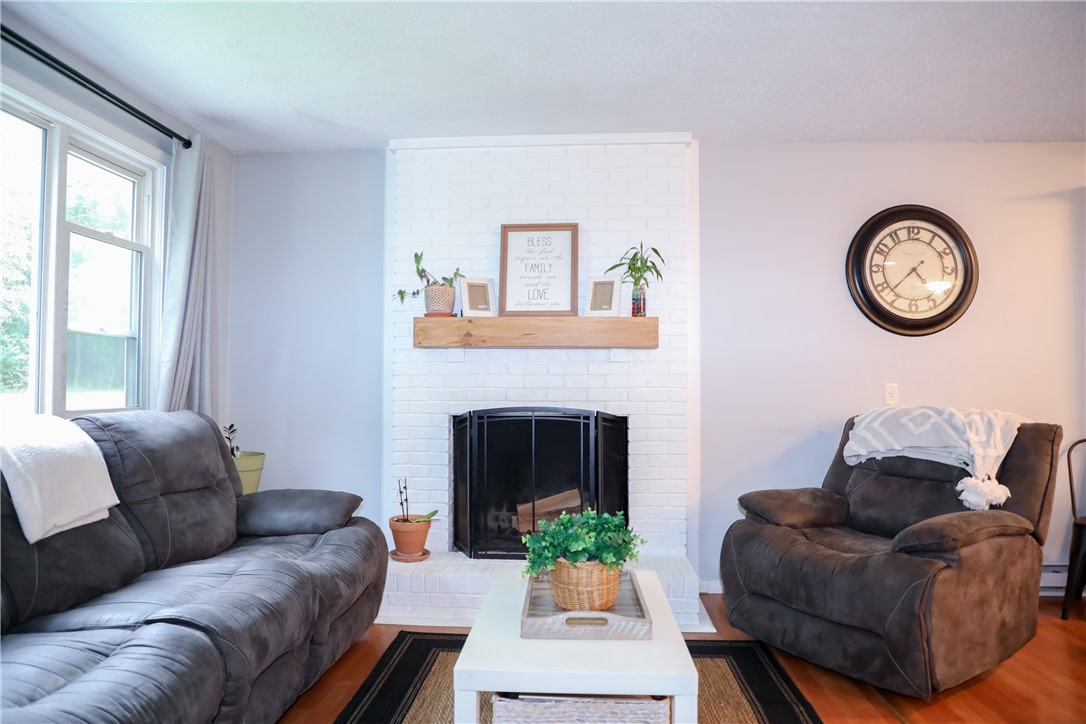 1007 Fish Hill Road Coventry, RI 02816 - Photo 5 of 27