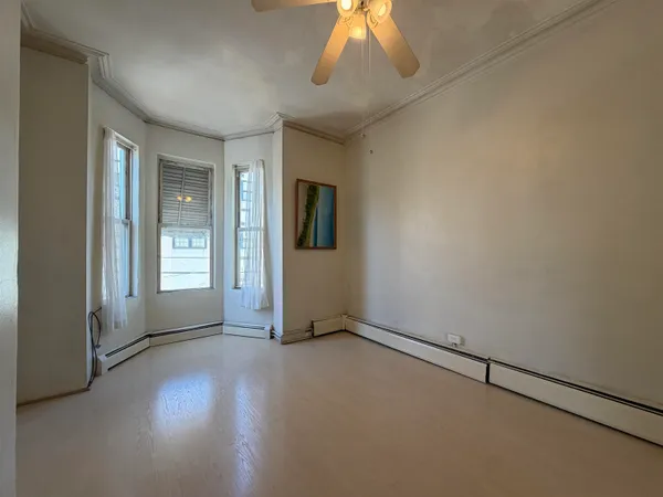 $1,950 | 68 Sherman Avenue, Unit 2R, Jersey City, NJ 07307