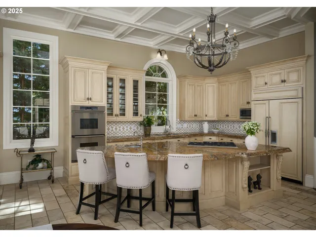 $9,950,000 | 12850 South Fielding Road, Lake Oswego, OR 97034