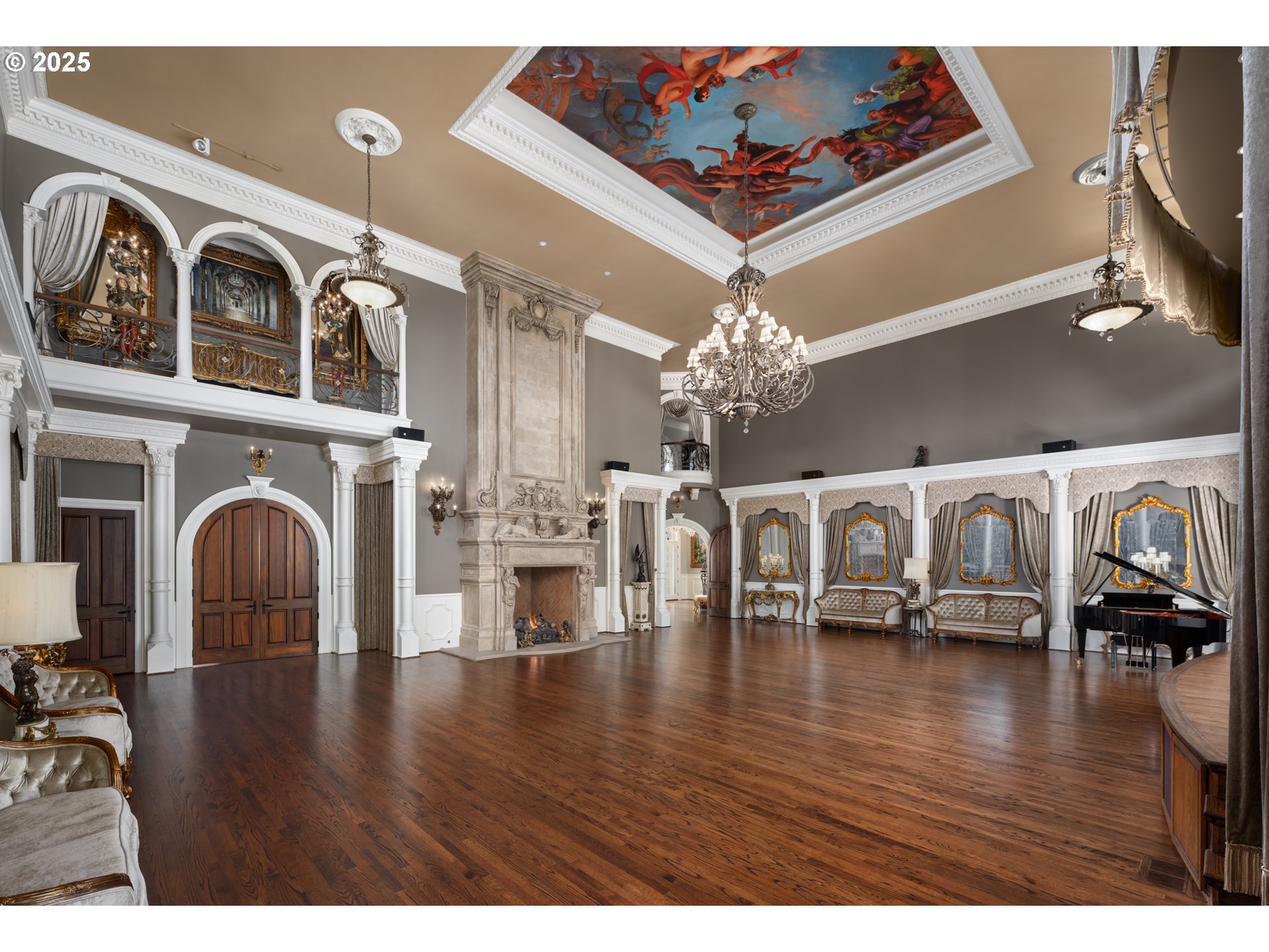 12850 South Fielding Road Lake Oswego, OR 97034 - Photo 18 of 48 Great Room