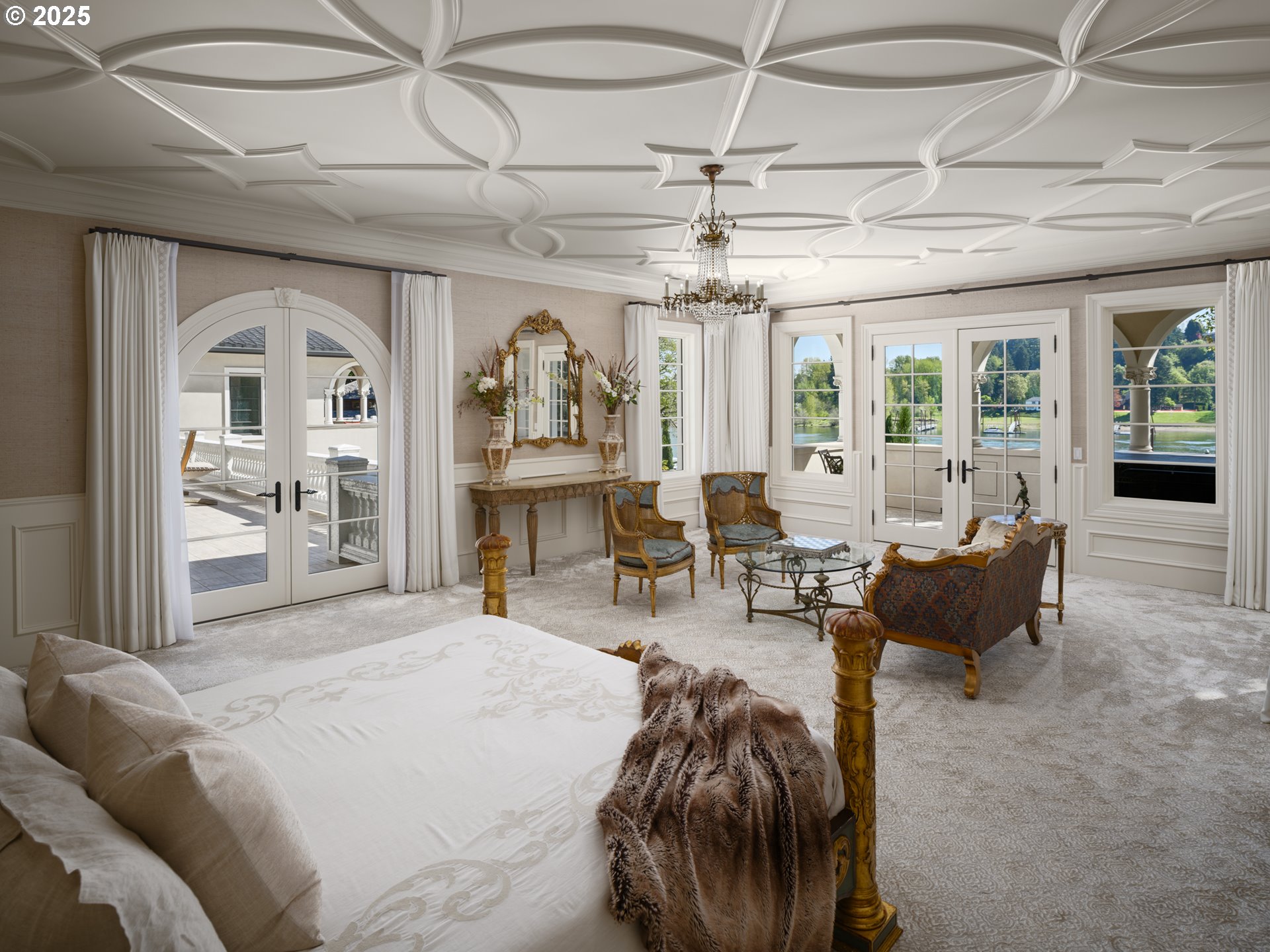 12850 South Fielding Road Lake Oswego, OR 97034 - Photo 25 of 48 Primary Bedroom