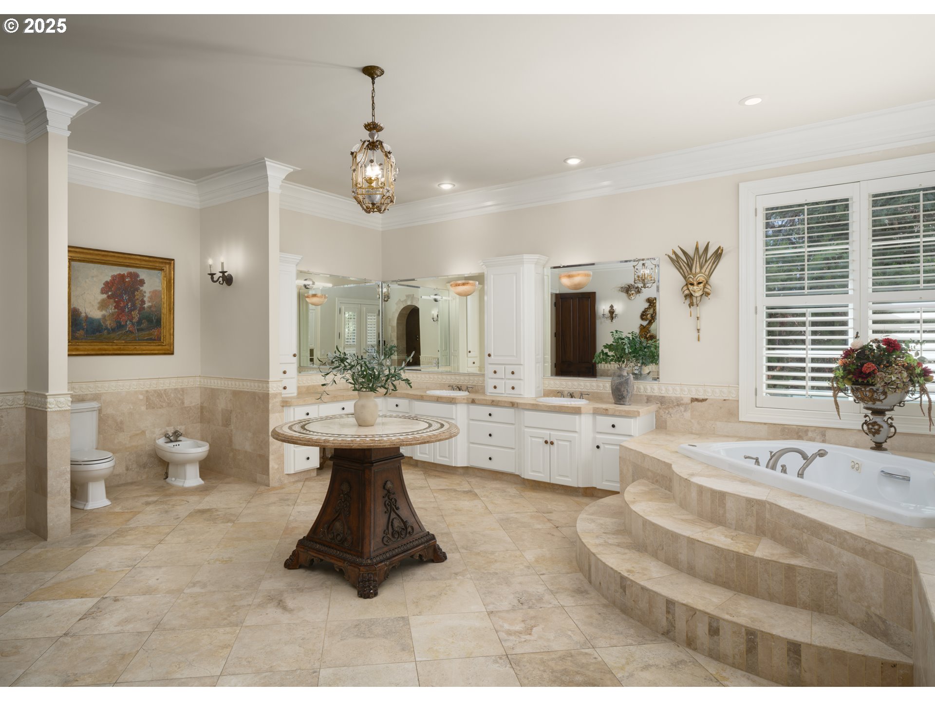 12850 South Fielding Road Lake Oswego, OR 97034 - Photo 27 of 48 Primary Bedroom