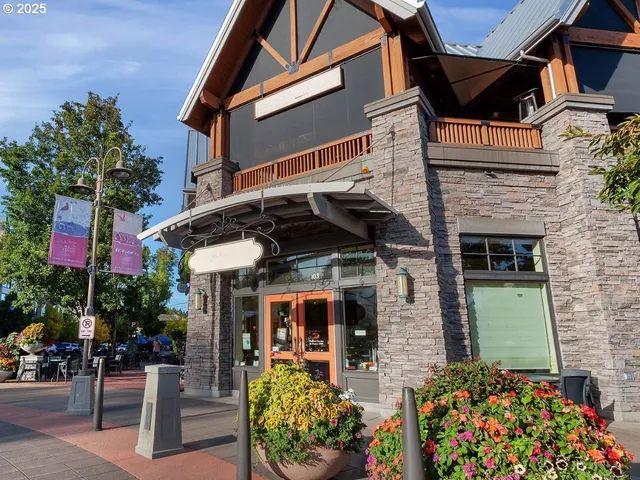 $9,950,000 | 12850 South Fielding Road, Lake Oswego, OR 97034