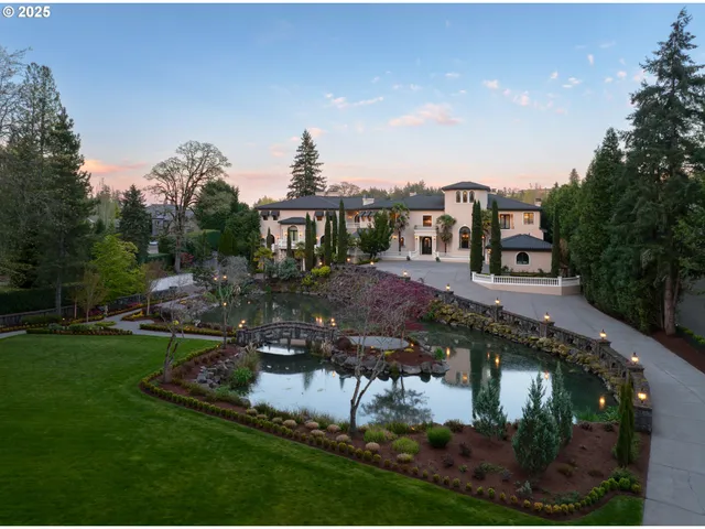 $9,950,000 | 12850 South Fielding Road, Lake Oswego, OR 97034