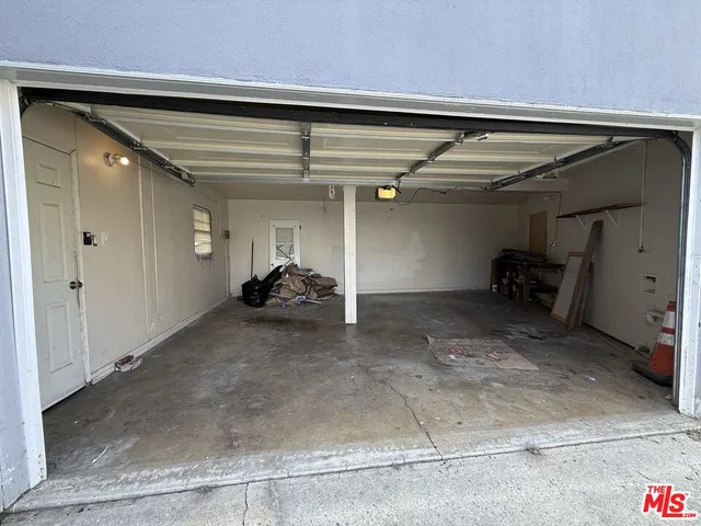 a view of a garage