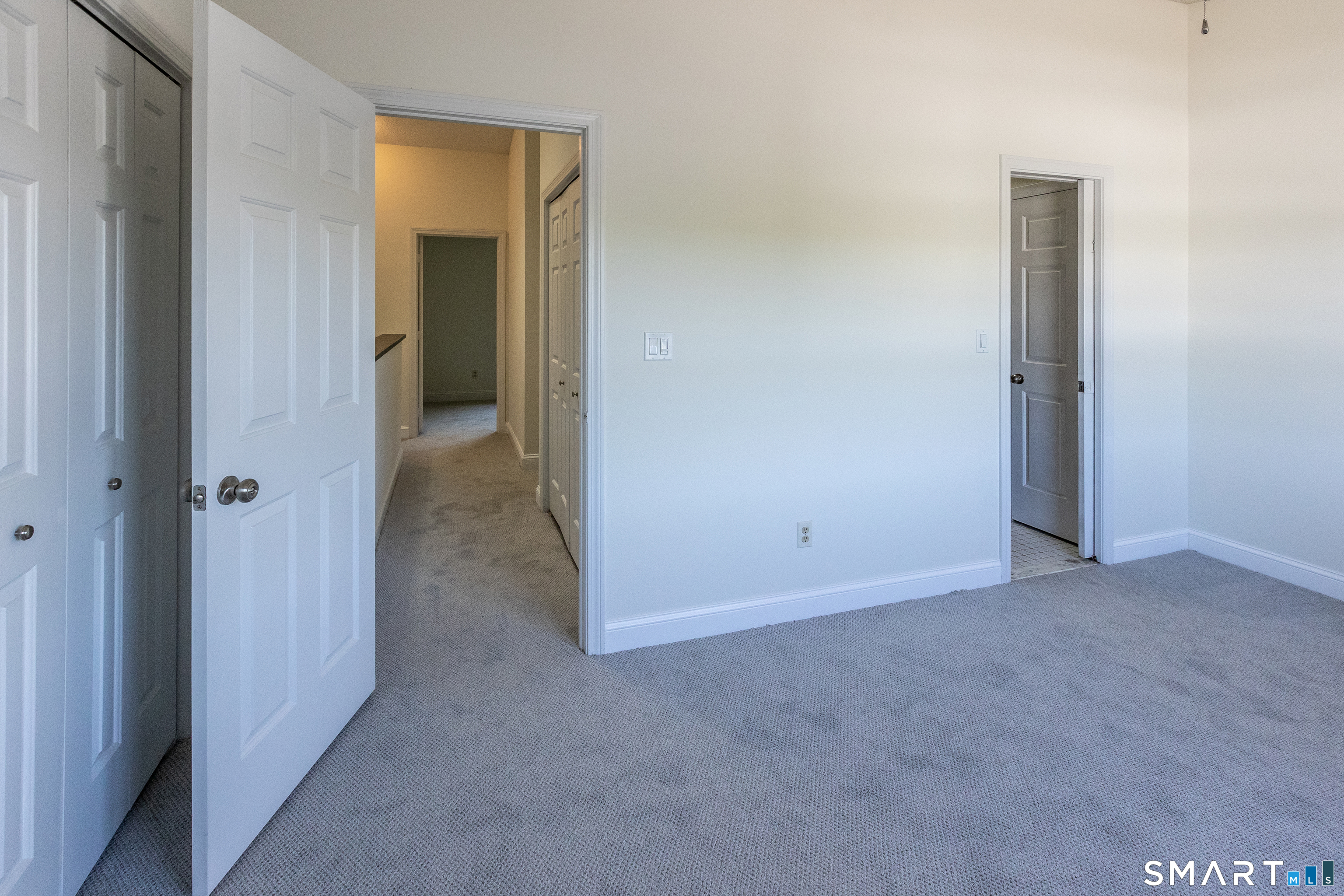 75 Commodore Cmns, Unit 75 Derby, CT 06418 - Photo 31 of 39