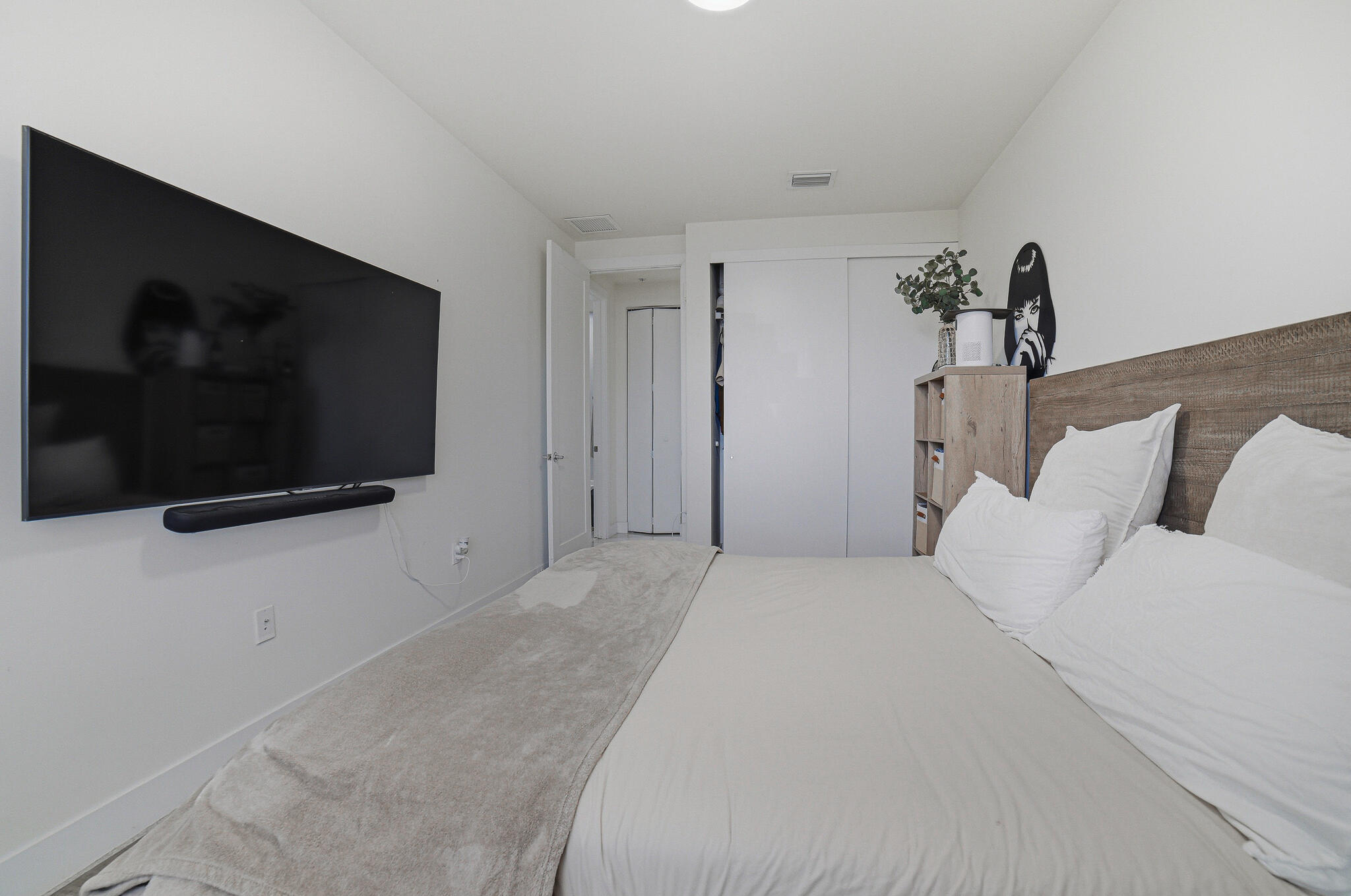 6415 Northwest 102nd Path, Unit 201 Miami, FL 33178 - Photo 16 of 38 Bedroom3-B