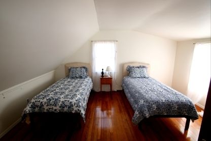 4 Knoll Road Southampton, NY 11968 - Photo 6 of 16 Gallery Image 6