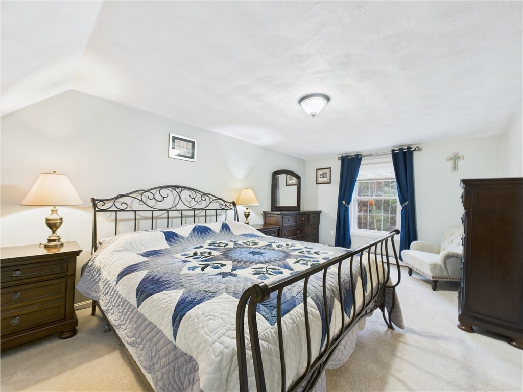 92 Black Plain Road Exeter, RI 02822 - Photo 17 of 36