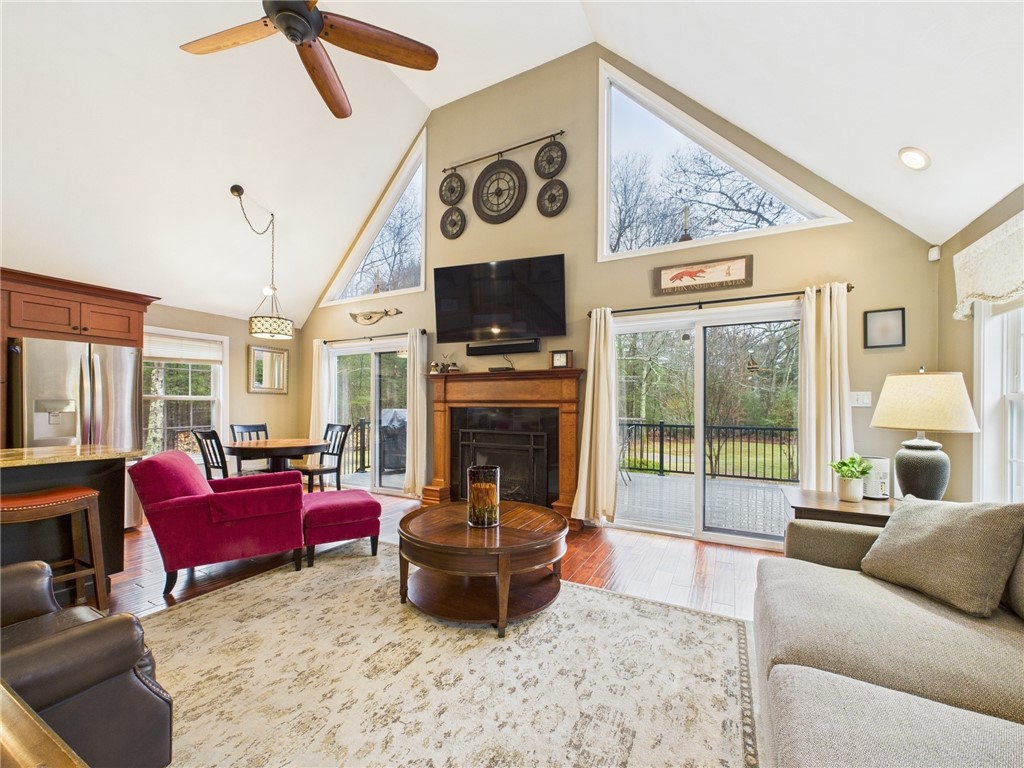 92 Black Plain Road Exeter, RI 02822 - Photo 3 of 36