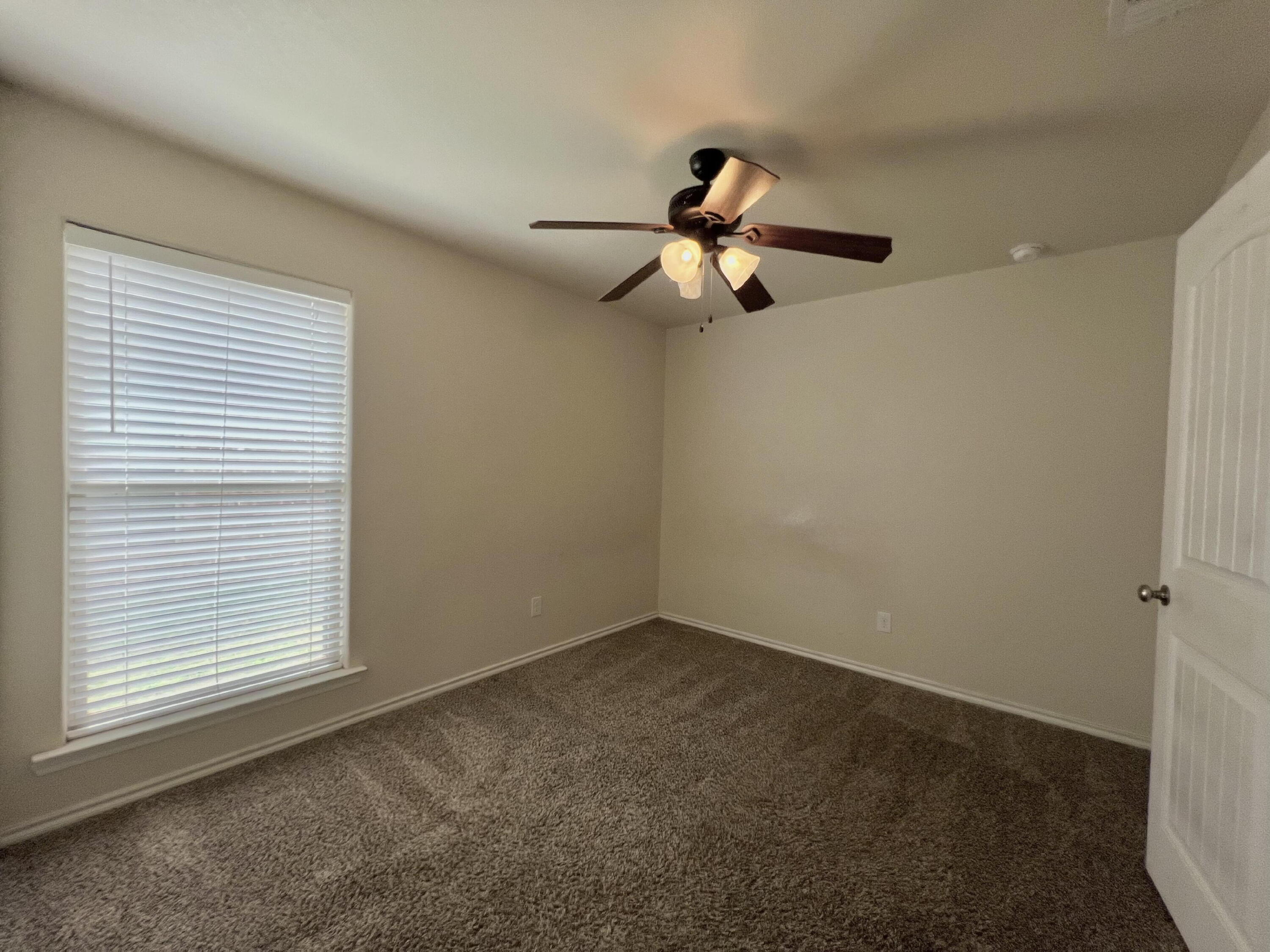7415 103rd Street Lubbock, TX 79424 - Photo 3 of 19 37B9A299-A970-4D10-AA95-2FFCF27CC612_1_2