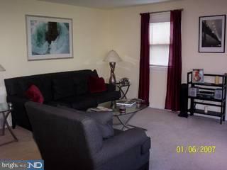 2926 Senak Road Roslyn, PA 19001 - Photo 2 of 5 Gallery Image 2