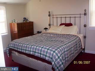 2926 Senak Road Roslyn, PA 19001 - Photo 4 of 5 Gallery Image 4