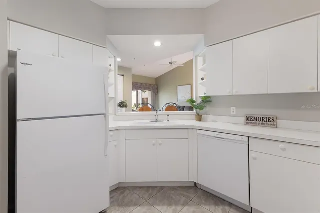 $199,000 | 6315 Grand Oak Circle, Unit 13A, Bradenton, FL 34203