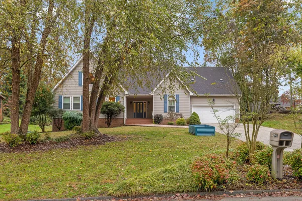 $585,000 | 9100 Tennga Lane, Chattanooga, TN 37421