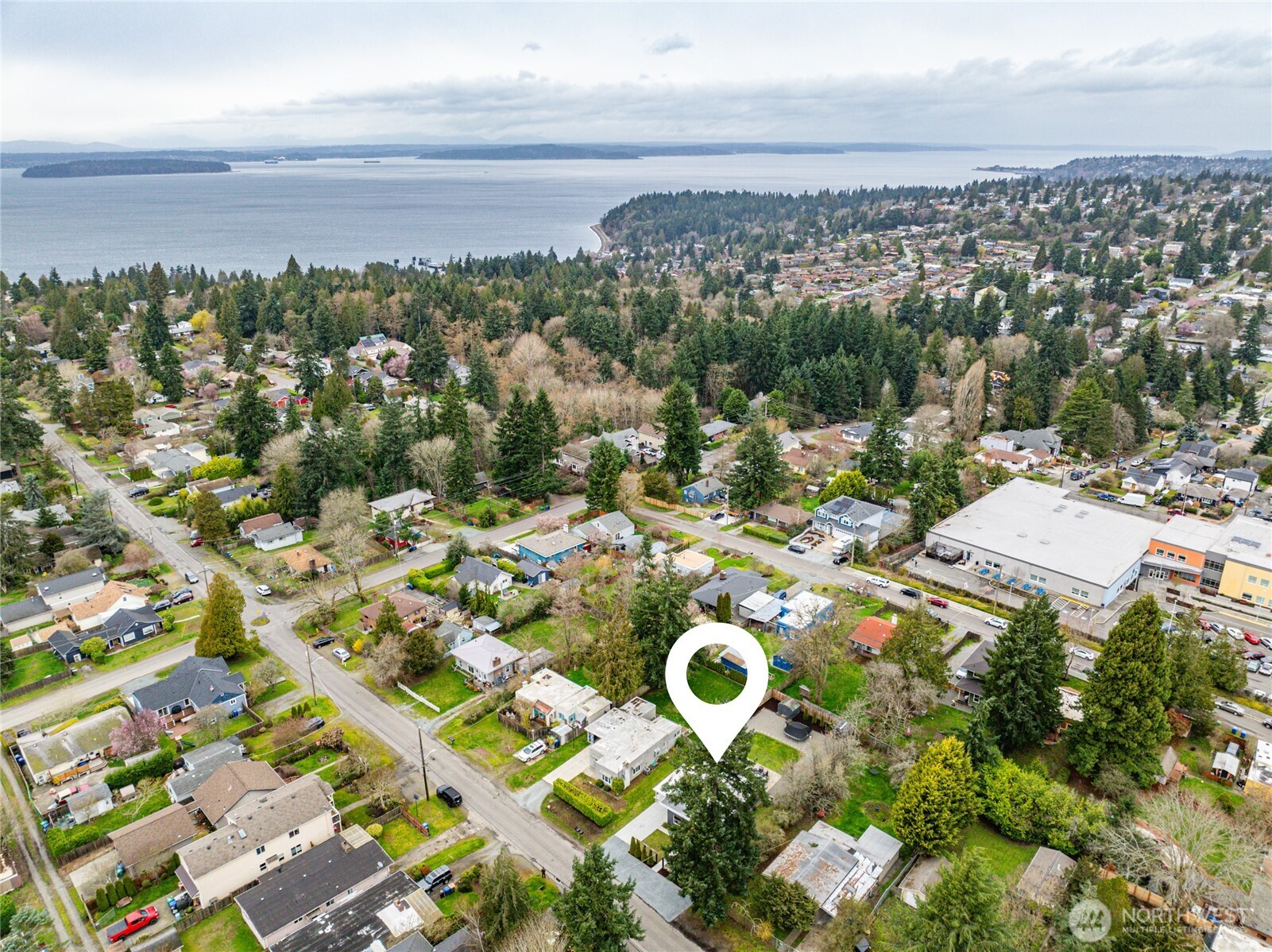 3528 Southwest 98th Street Seattle, WA 98126 - Photo 31 of 35
