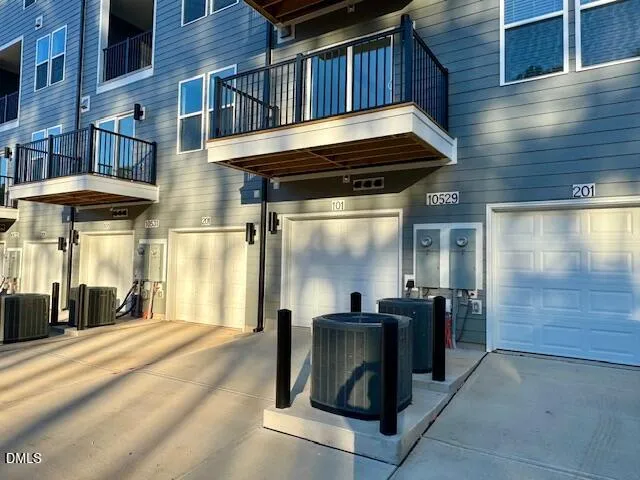 $1,800 | 10529 Pleasant Br Drive, Unit 101, Raleigh, NC 27614