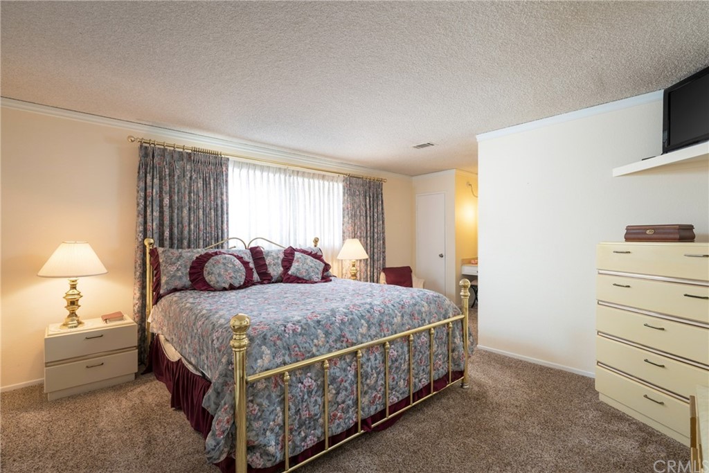 1309 Ridge Road Vista, CA 92081 - Photo 16 of 38