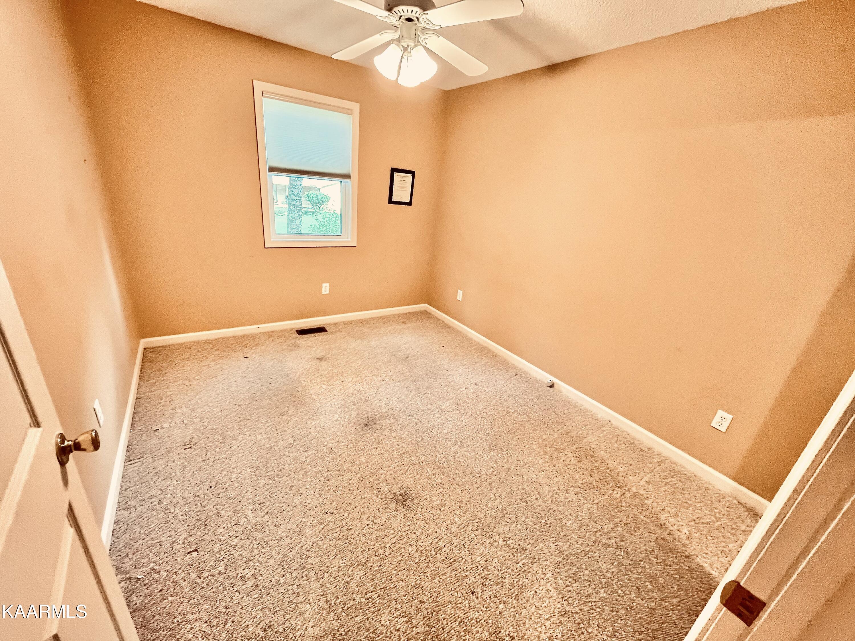 519 Yonside Drive Sparta, TN 38583 - Photo 20 of 27 40429D5F-487F-469E-8A7D-89F22B1FD53B_1_2