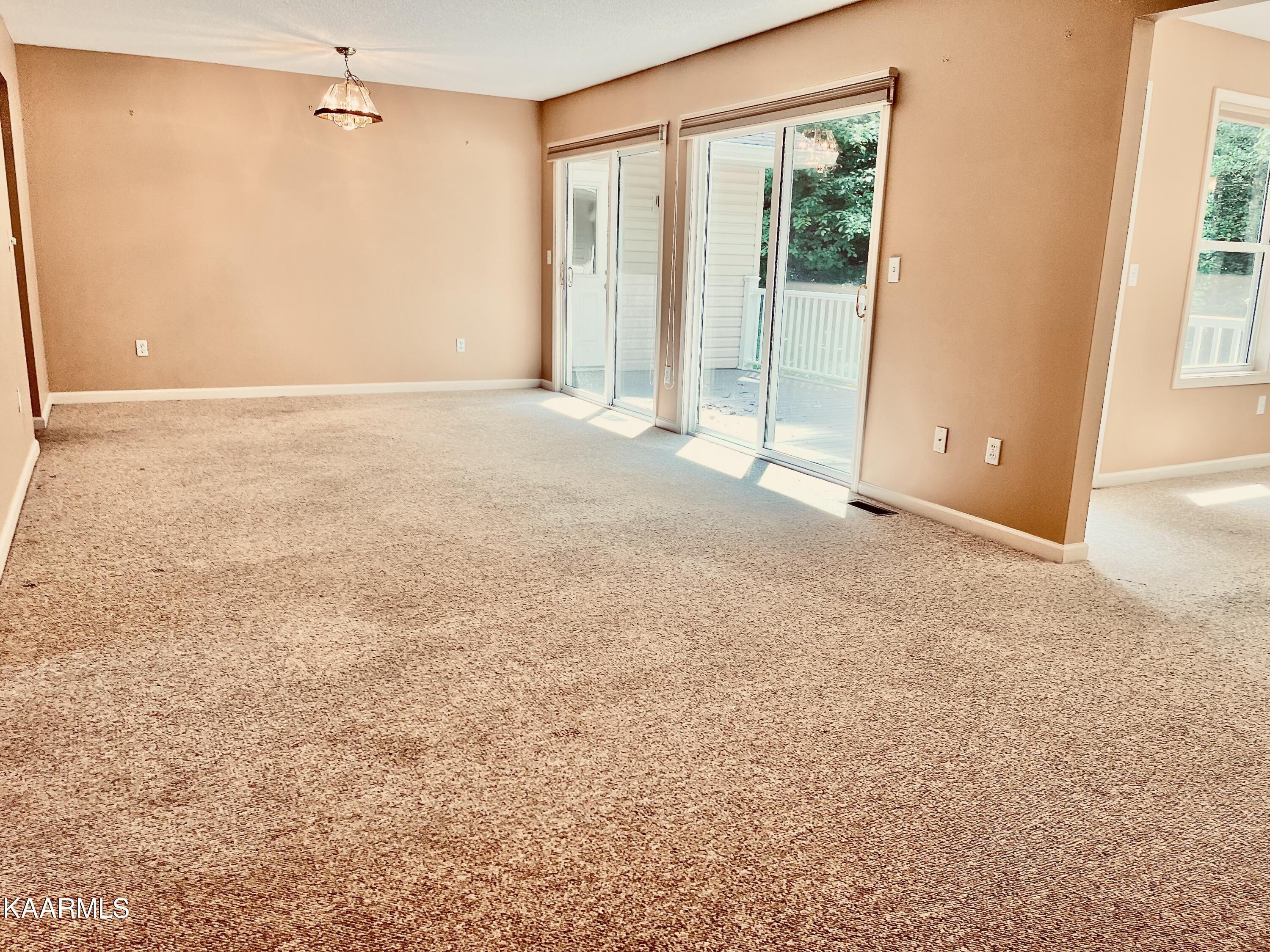 519 Yonside Drive Sparta, TN 38583 - Photo 2 of 27 B5911E47-A1FB-46AF-8C0A-266AC7090545_1_2