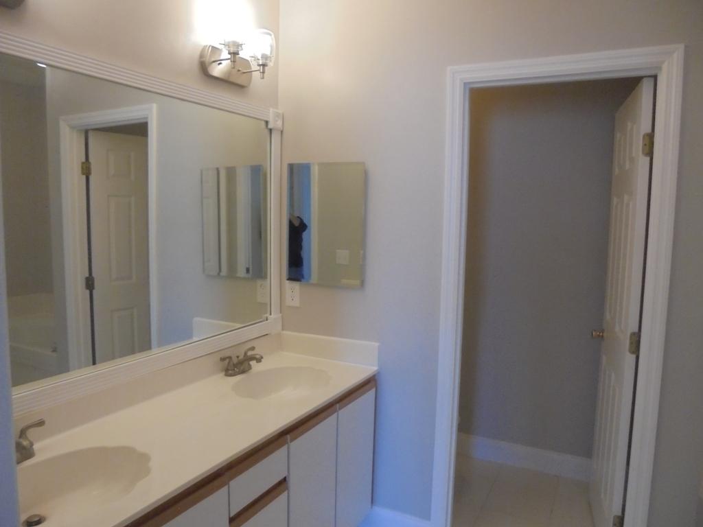4009 Gator Trace Road Fort Pierce, FL 34982 - Photo 22 of 44 master vanity
