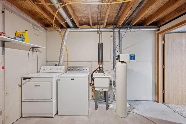 $320,000 | 25886 8th Street West, Zimmerman, MN 55398