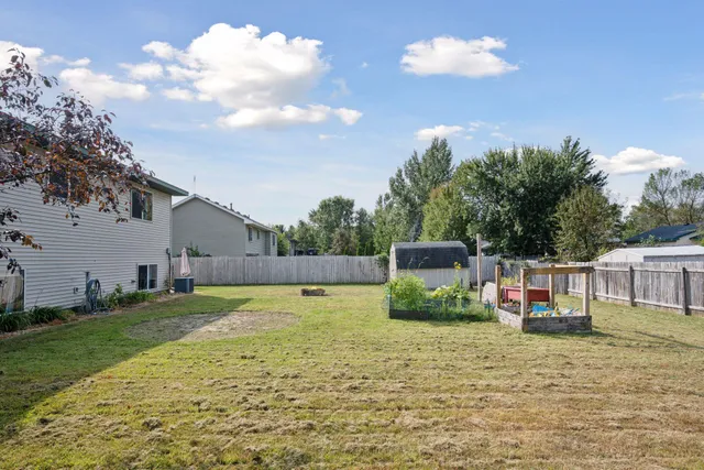 $320,000 | 25886 8th Street West, Zimmerman, MN 55398