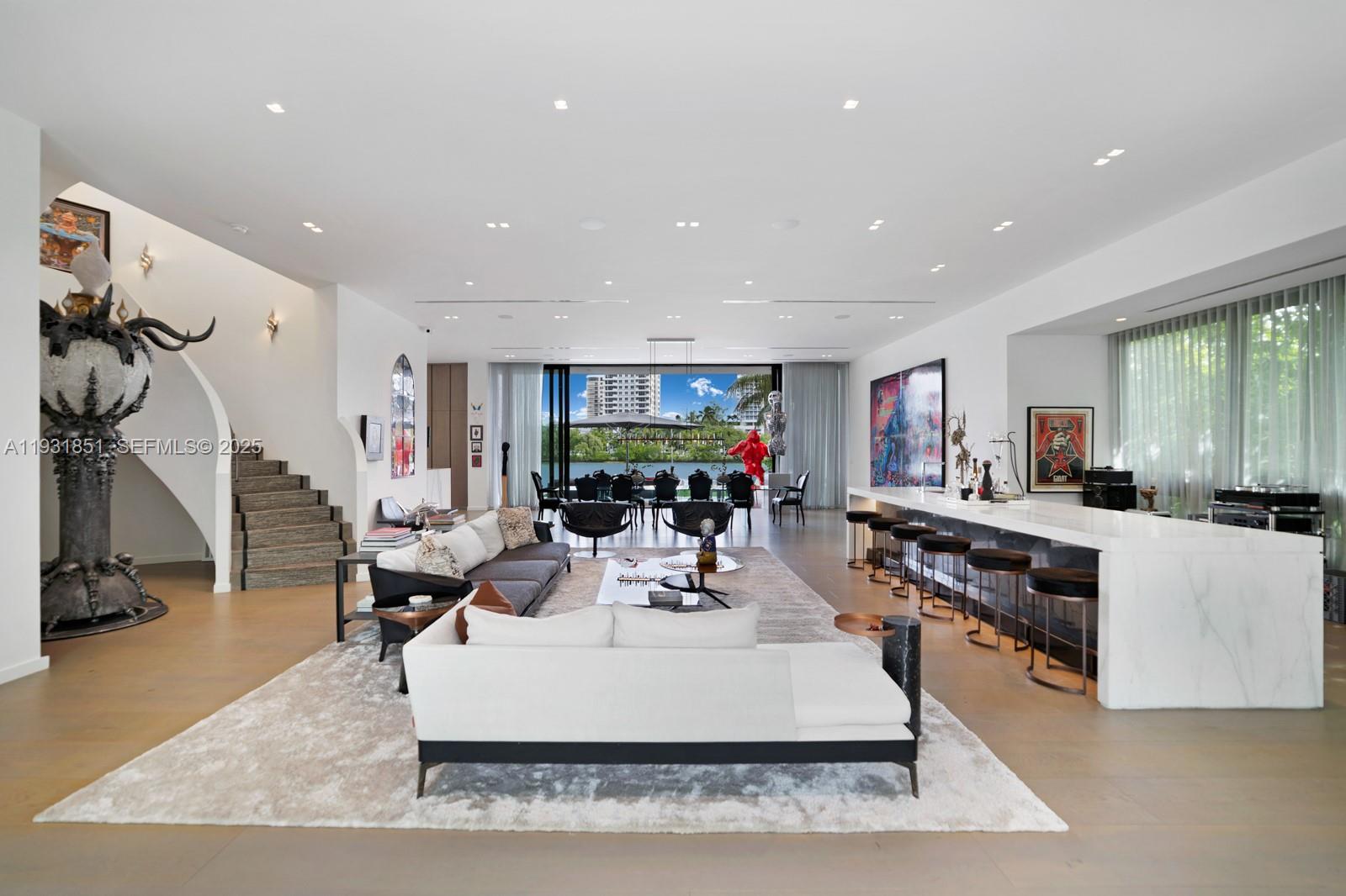 6411 Allison Road Miami Beach, FL 33141 - Photo 7 of 51