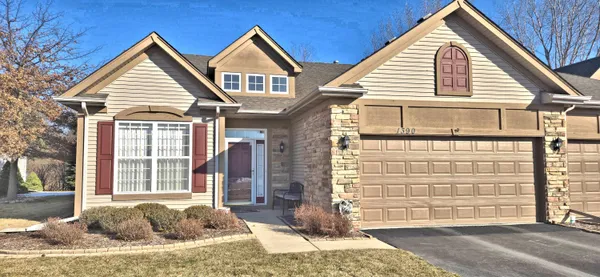 $289,900 | 1390 Mackinaw Place, Schererville, IN 46375