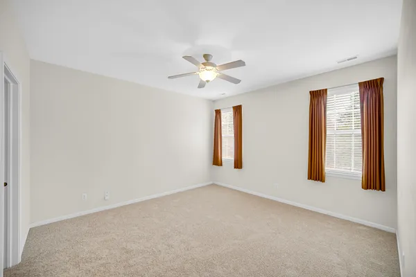 $289,900 | 1390 Mackinaw Place, Schererville, IN 46375
