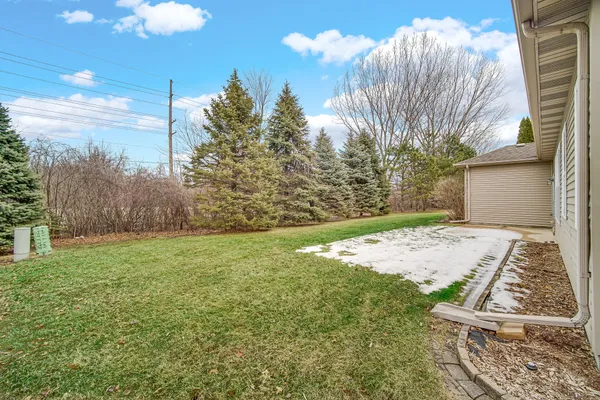 $289,900 | 1390 Mackinaw Place, Schererville, IN 46375