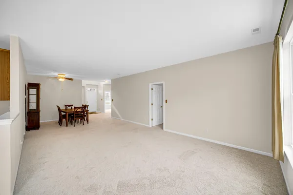 $289,900 | 1390 Mackinaw Place, Schererville, IN 46375