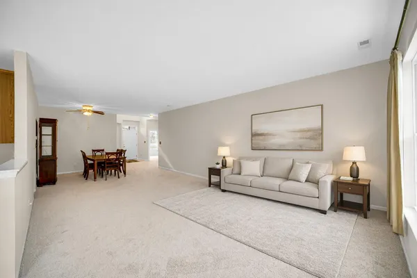 $289,900 | 1390 Mackinaw Place, Schererville, IN 46375
