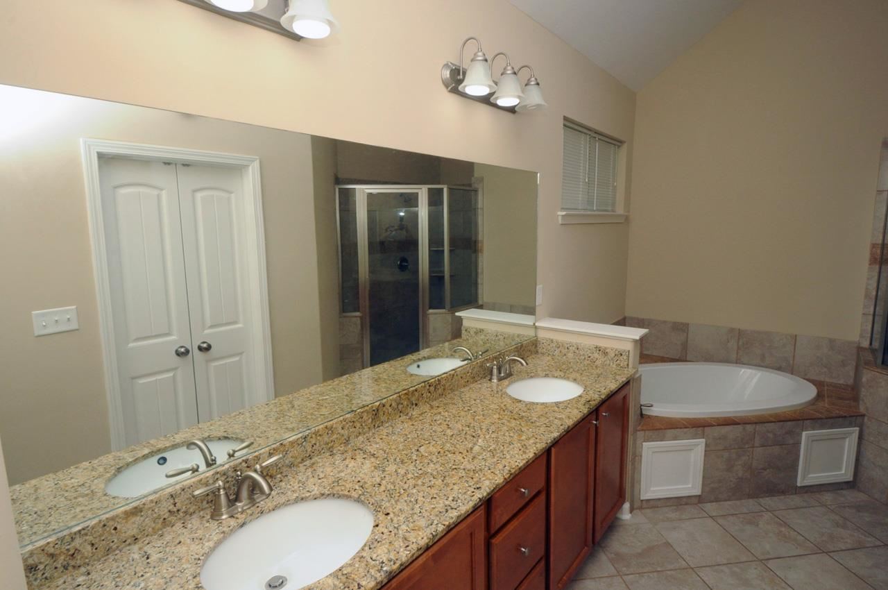6929 Lagrange Pines Road Cordova, TN 38018 - Photo 16 of 25 Gallery Image 16