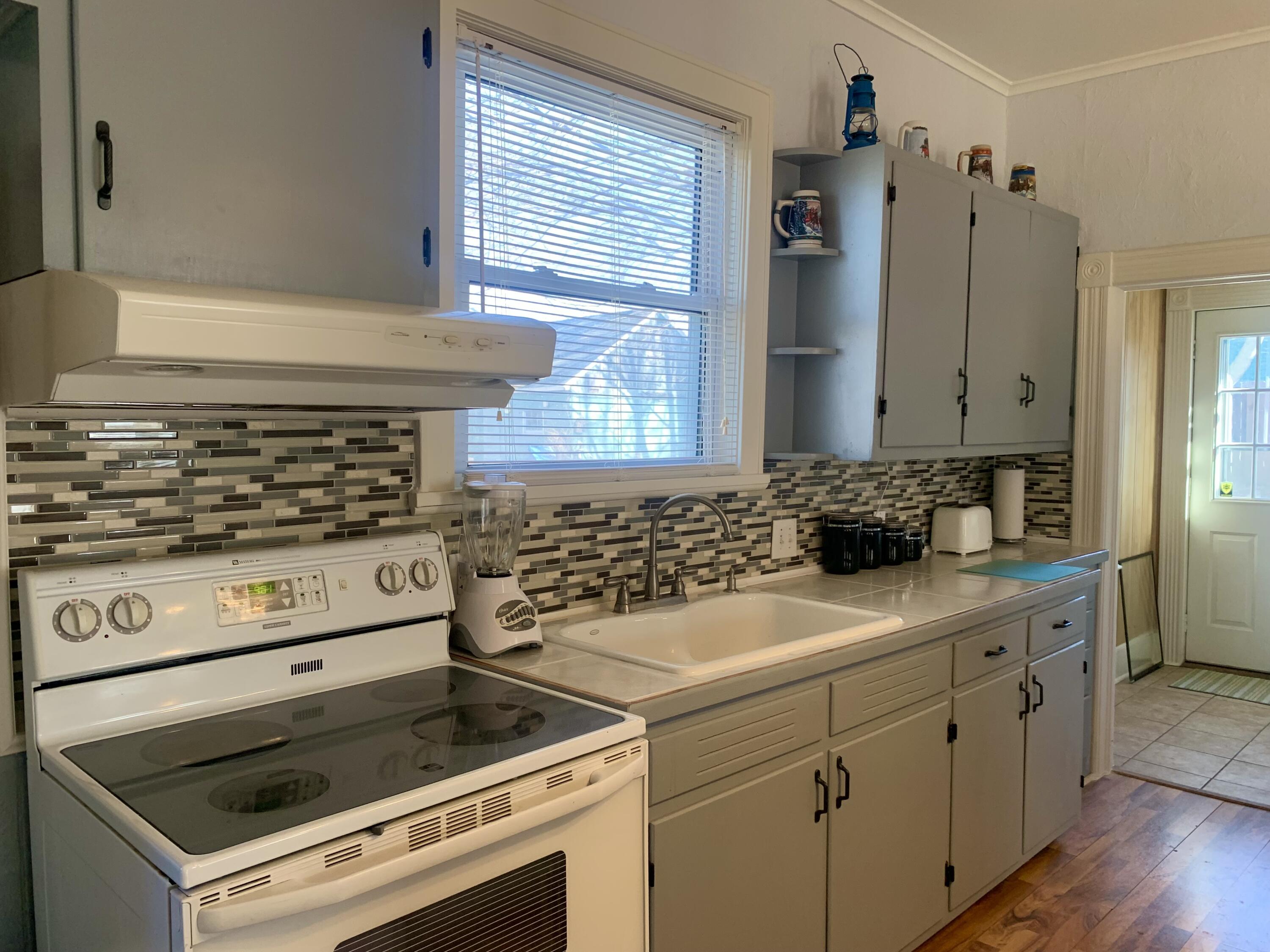 13 Duffy Street Manistee, MI 49660 - Photo 17 of 35 IMG_5695