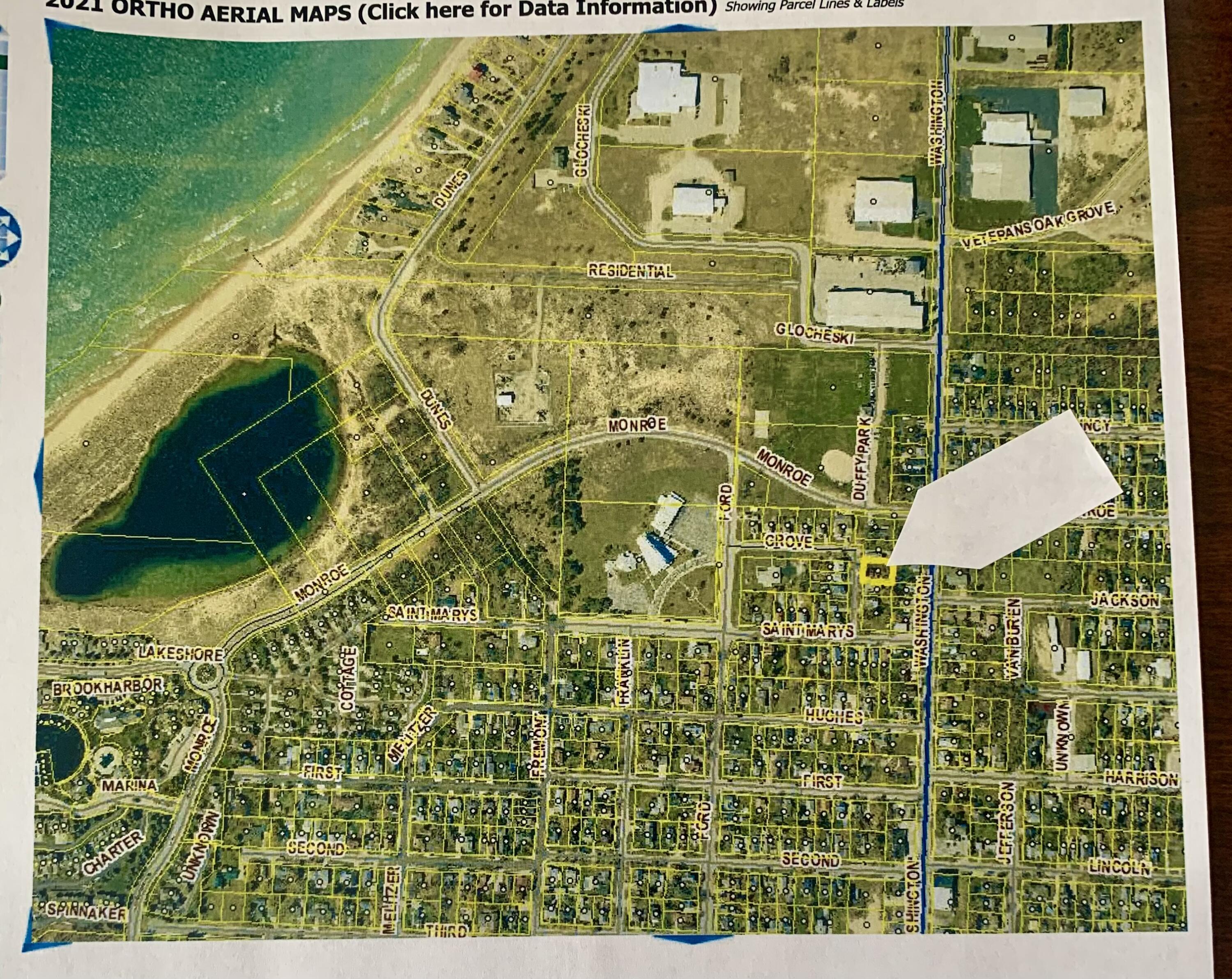 13 Duffy Street Manistee, MI 49660 - Photo 2 of 29 IMG_5411