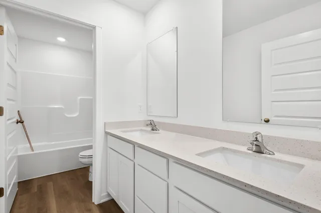 $374,990 | 152 Cressmoor Boulevard, Hobart, IN 46342