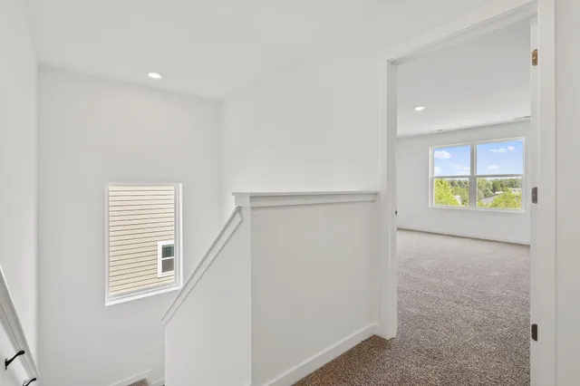 $374,990 | 152 Cressmoor Boulevard, Hobart, IN 46342